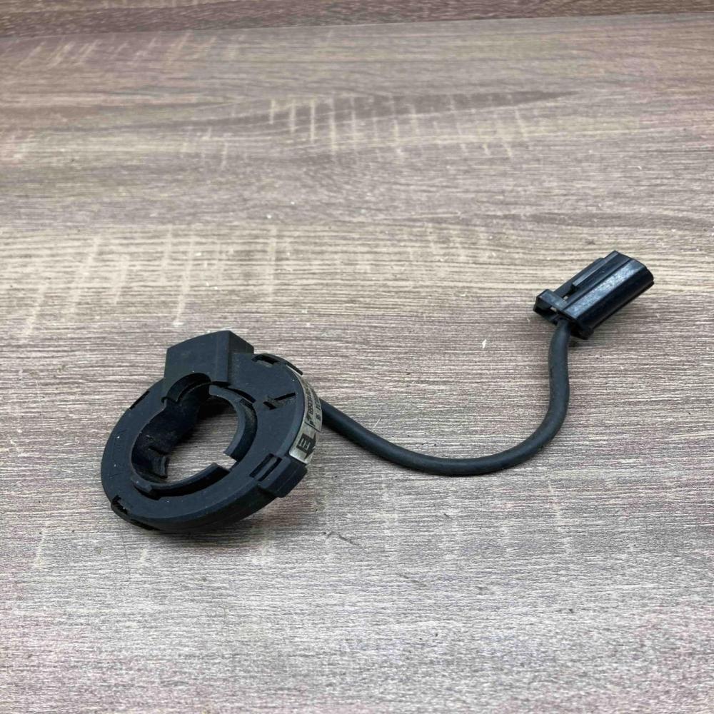52010356B YWD 10008034 98  Immobiliser reader (aerial) Rover 45