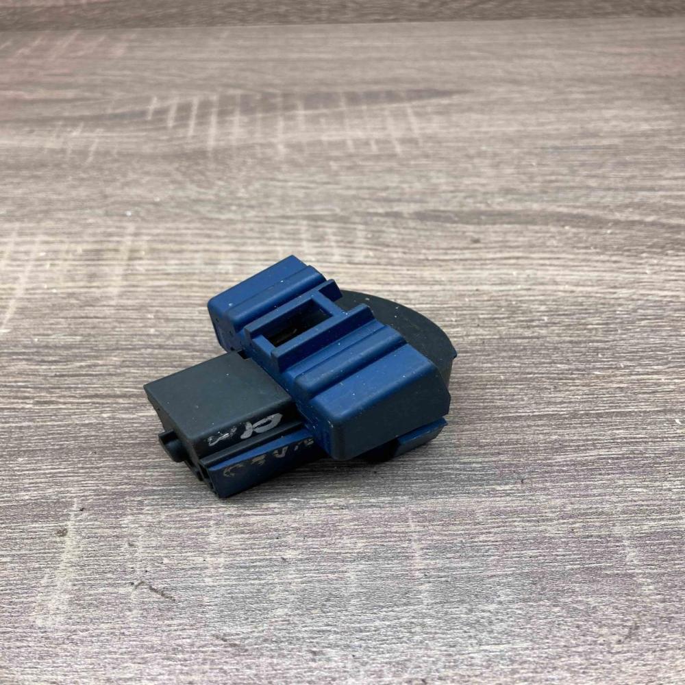 1S7T 11572 AB Starter  Ignition lock Ford Mondeo MK I