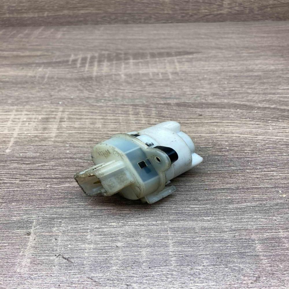 041028   Ignition lock Volvo S40, V40