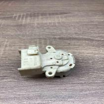 IG2 AM2 ST2 Used  Ignition lock Toyota Avensis T250