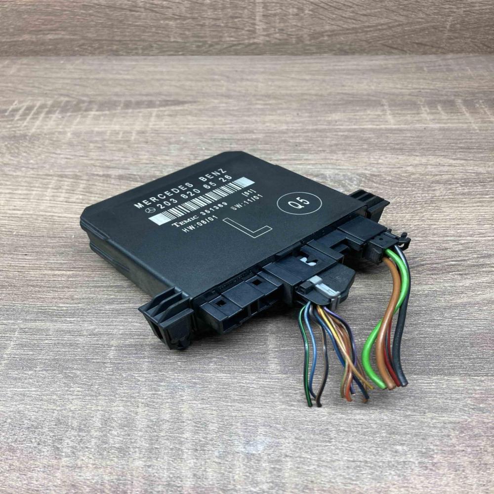 2038206526   Door control unit/module Mercedes-Benz C W203
