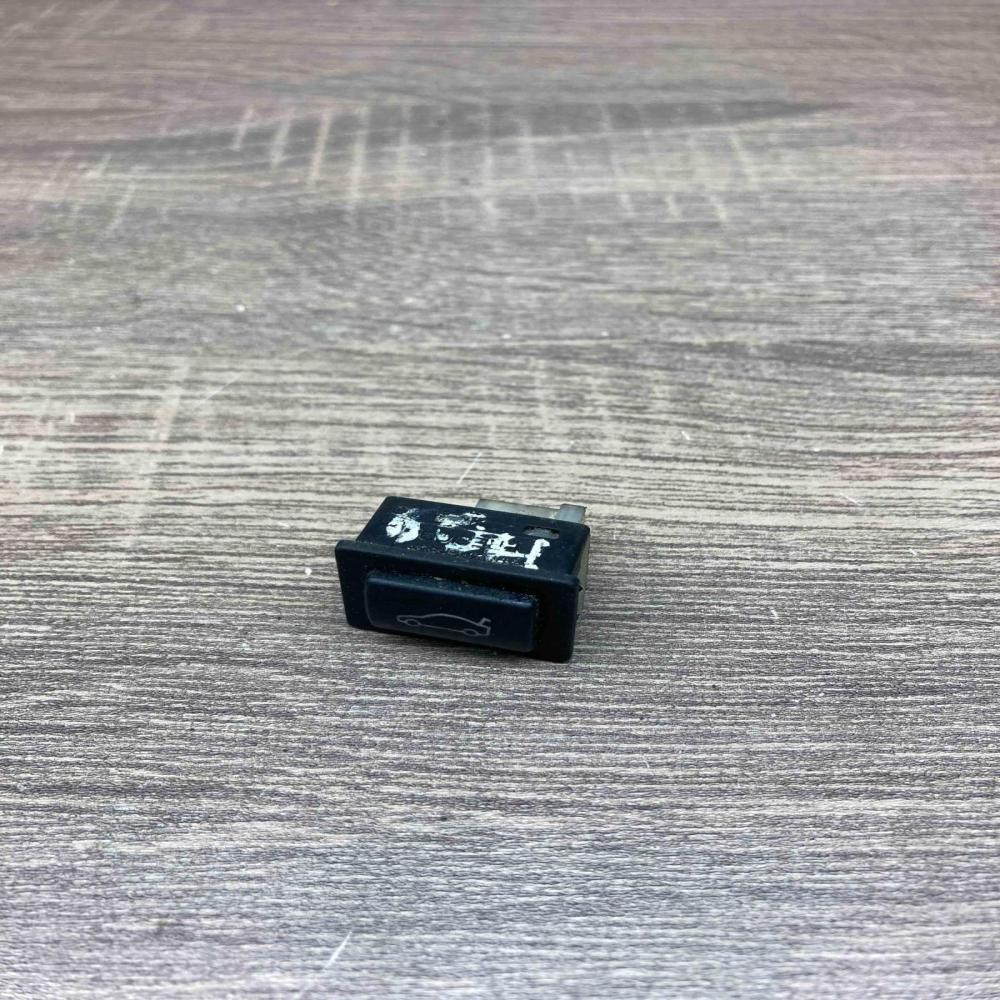 9200316   Tailgate opening switch BMW 7 F01 F02 F03 F04