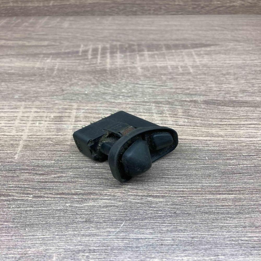 1369331 03830700  Wing mirror switch BMW 3 E36