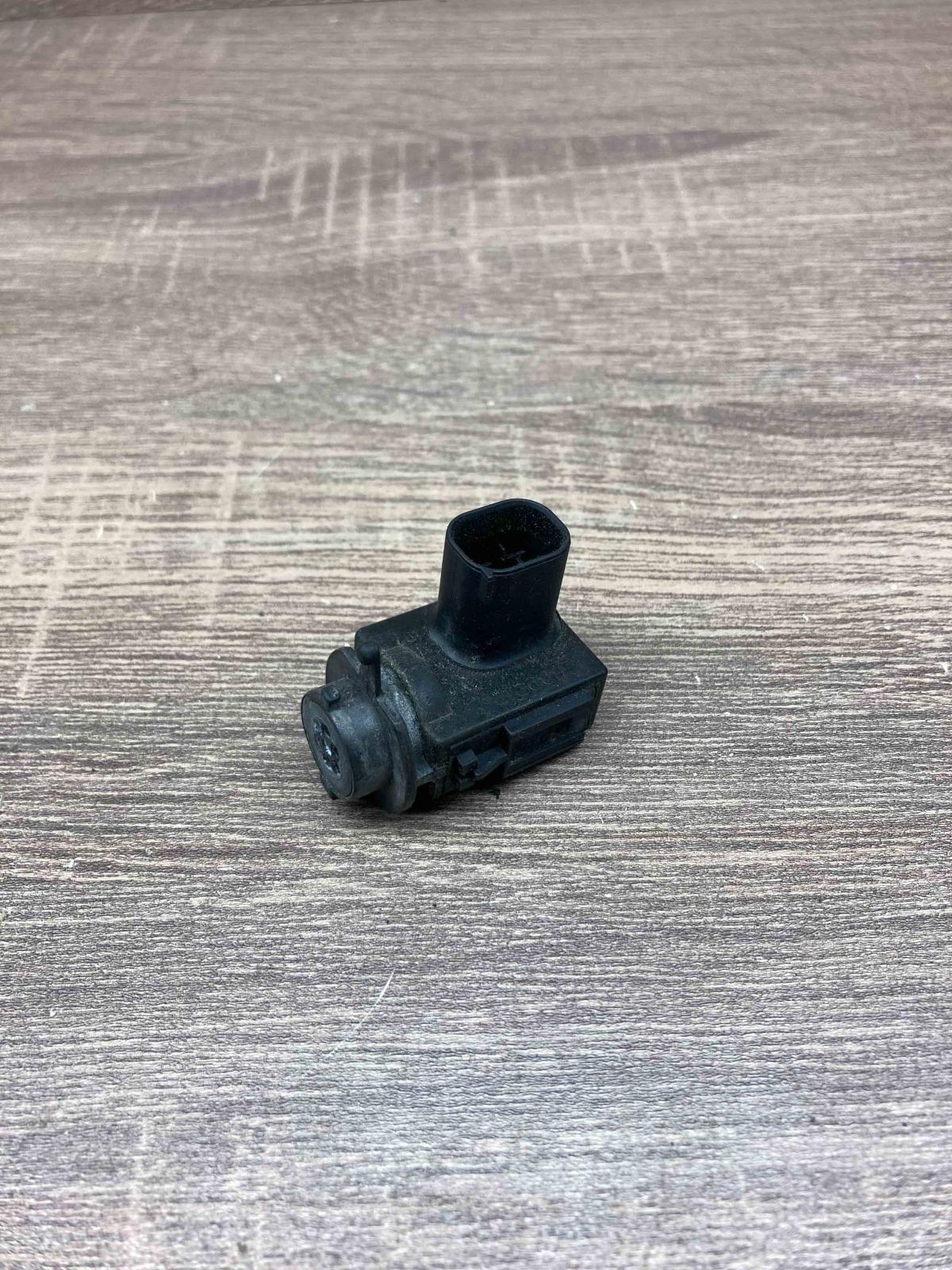 4B0907659A   Air quality sensor Audi A6 S6 C6 4F