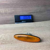 046 4120 Stanley  Front fender indicator light Mazda Premacy