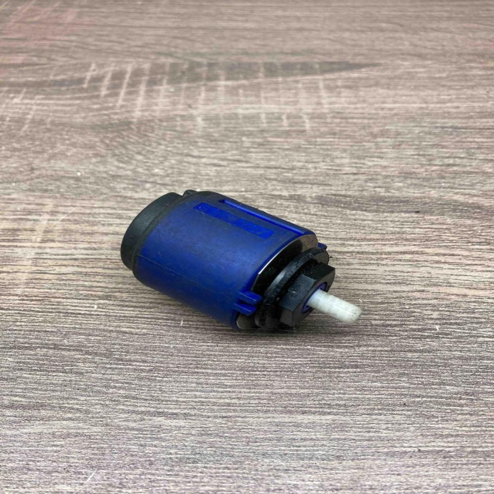 8363687   Light switch BMW 5 E39