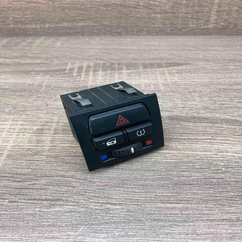 9132423 549549544  Hazard light switch BMW 3 E92 E93