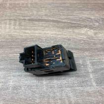 0410T   Wing mirror switch Nissan Sunny