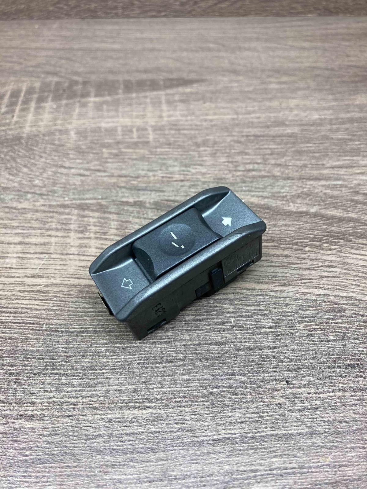 6904291   Sunroof switch BMW 7 E65 E66