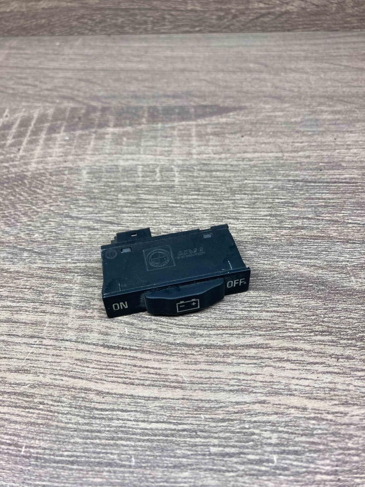 8379594   Other switches/knobs/shifts BMW 7 E65 E66