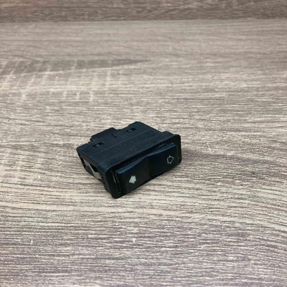 8368974   Electric window control switch BMW 5 E39