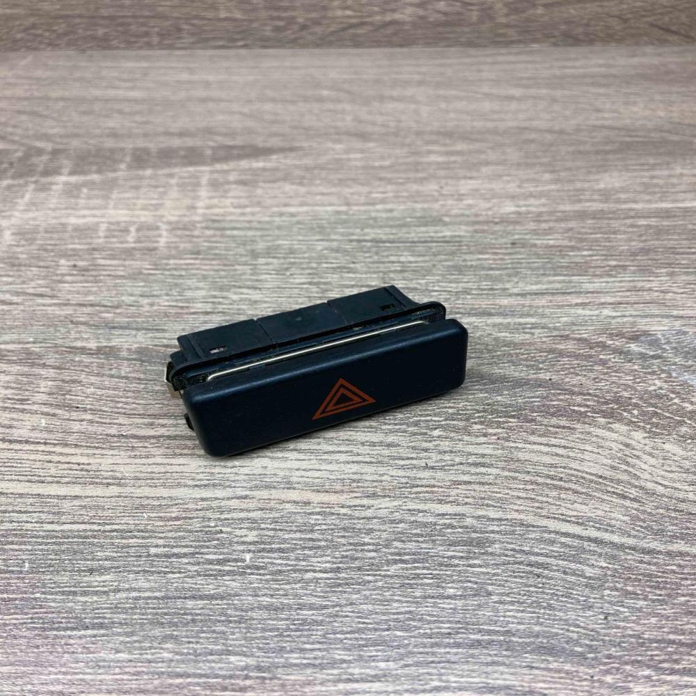1390751   Hazard light switch BMW 5 E39