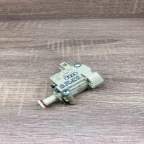4E0862150 Y07D201N03248  Central locking motor Audi A8 S8 D3 4E