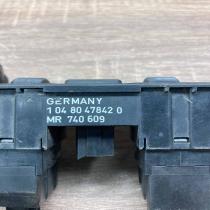 MR740609 10480478420  Wing mirror switch Mitsubishi Carisma