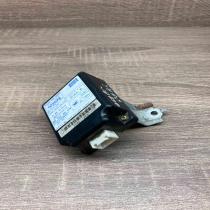 89741 52020 619825 000  Door control unit/module Toyota Yaris