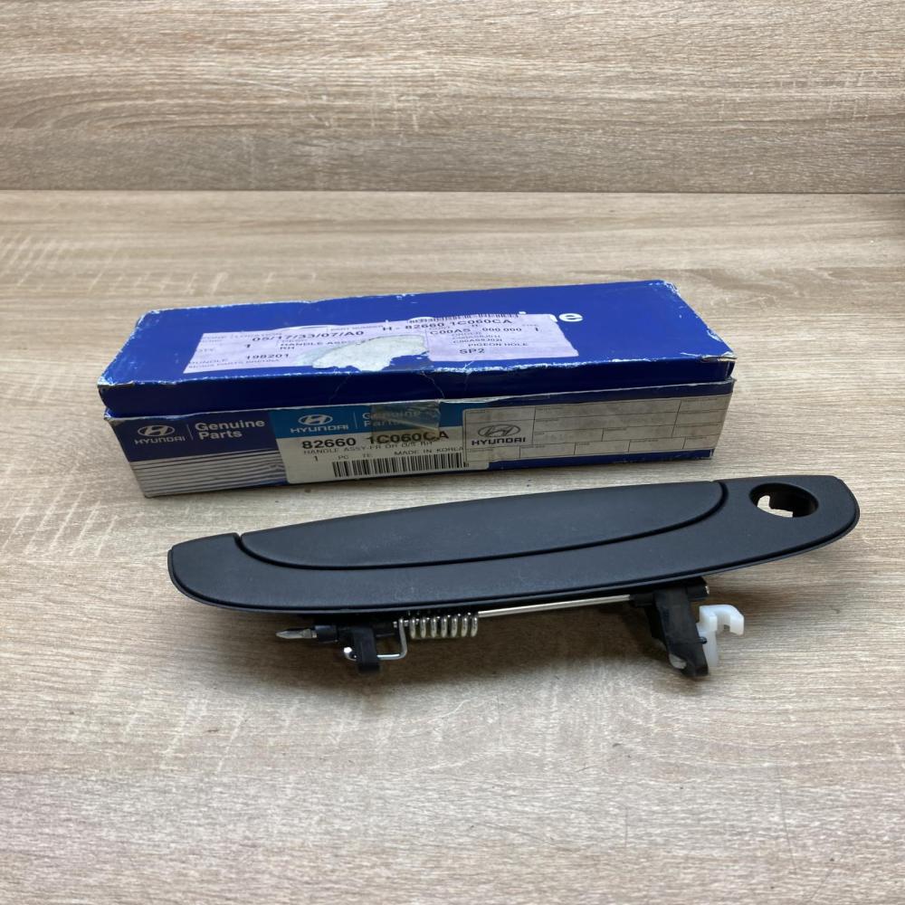 82660 1C060CA 82660 1C000  Front door exterior handle Hyundai Getz