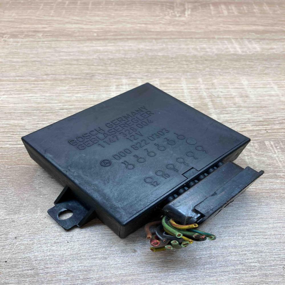 0008220303 1147328004 With Plug Other relay Mercedes-Benz S W126