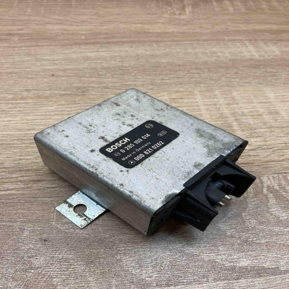0008210262 0285100014  Other control units/modules Mercedes-Benz S W126