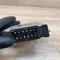 0008200297 0285001003  Seat control module Mercedes-Benz W123