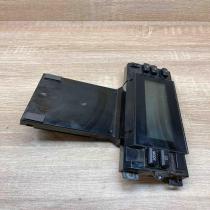 30797715 MD50310 0321 07W50E 03 Screen/display/small screen Volvo V70