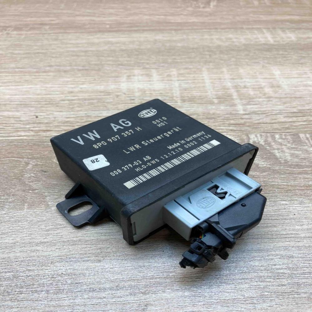 8P0907357H 008379 03AB  Light module LCM Audi A6 S6 C6 4F