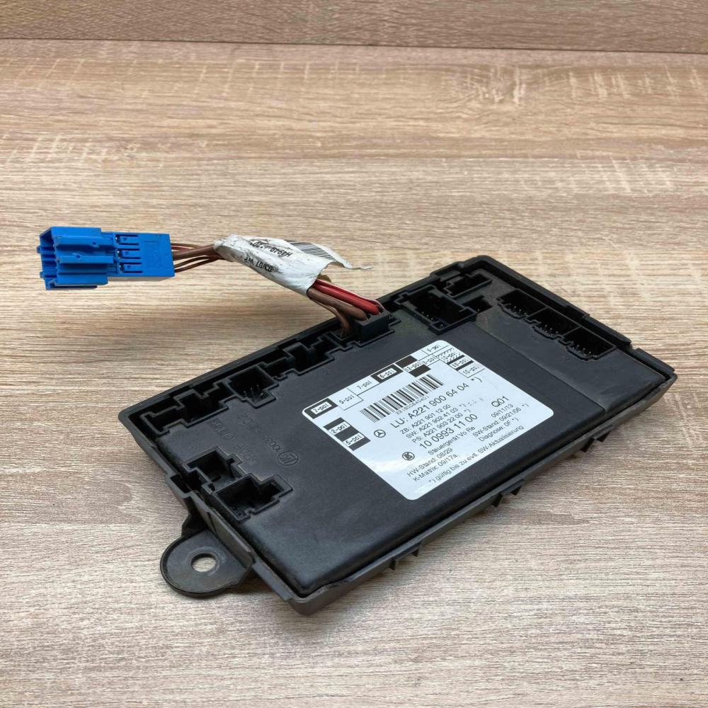 A2219006404 1009931100  Door control unit/module Mercedes-Benz S W221