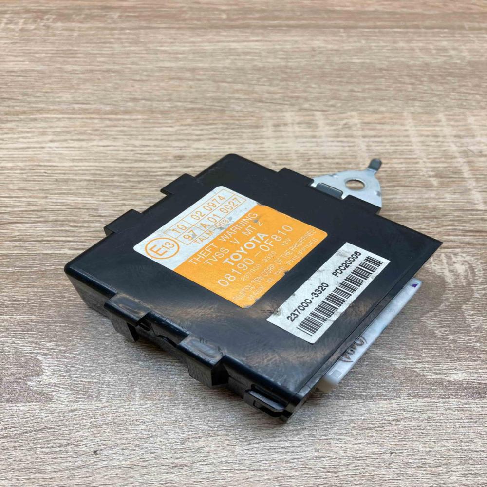 08190 0F810   Alarm control unit/module Toyota Corolla E140 E150