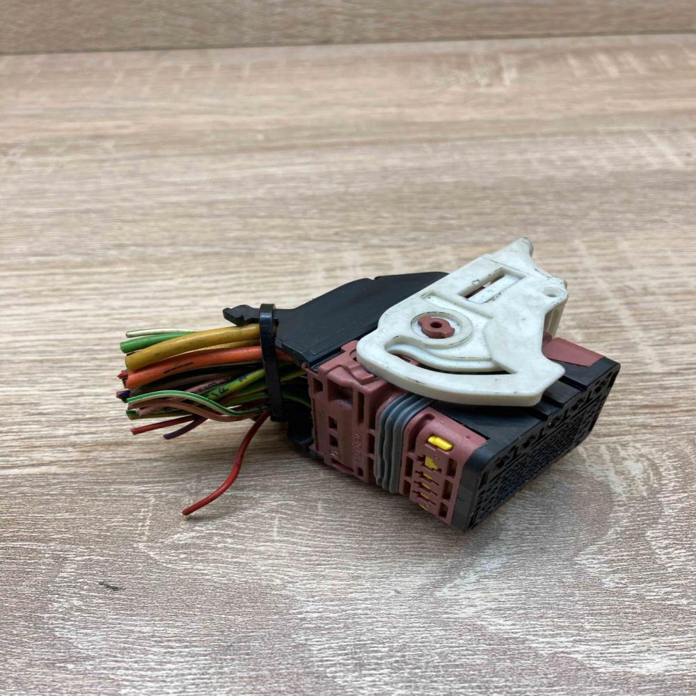 989951101   Plug wire Peugeot RCZ