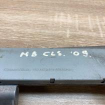 A2198200189 4019104360A  Aerial antenna amplifier Mercedes-Benz CLS C219