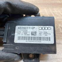 4E0907719   Alarm control unit/module Audi A8 S8 D3 4E