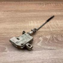 1J6810773A 3B0959782  Central locking motor Volkswagen Golf IV