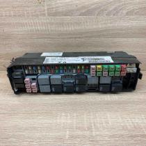 8H32 14290 RA 273529810 2007829109 Fuse box set Land Rover Range Rover Sport L32