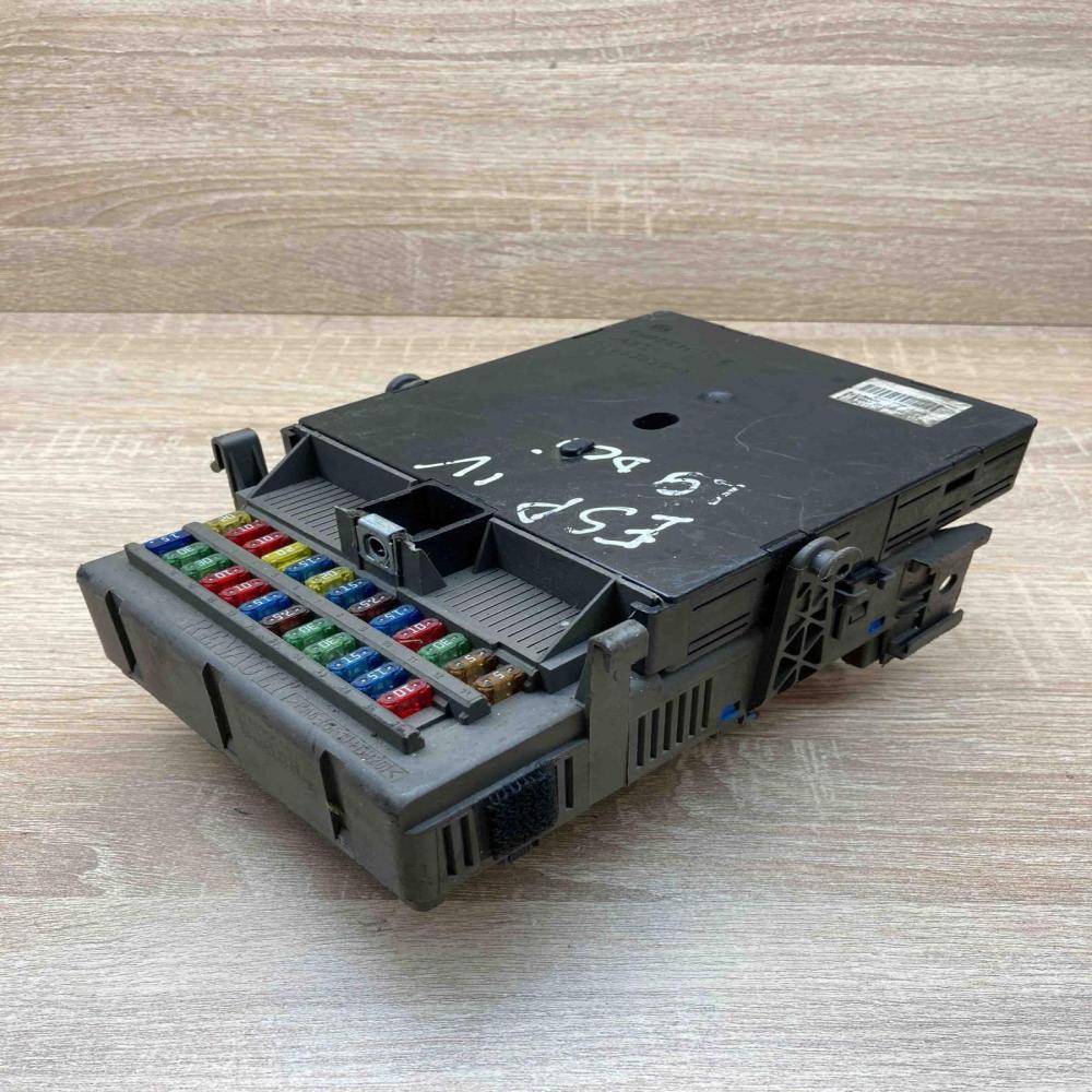 518095500 8200283802 8200315964 Fuse module Renault Laguna II
