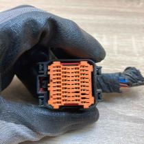 1326727 9 1326727 8A  Plug wire Volvo V70
