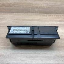 4E0919158C 5HB008552 05  Climate control unit Audi A8 S8 D3 4E