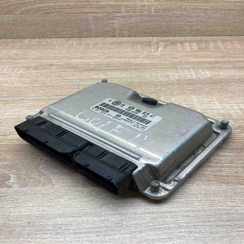 038906019AT 0281010974 A72 Engine control unit/module ECU Volkswagen Golf IV