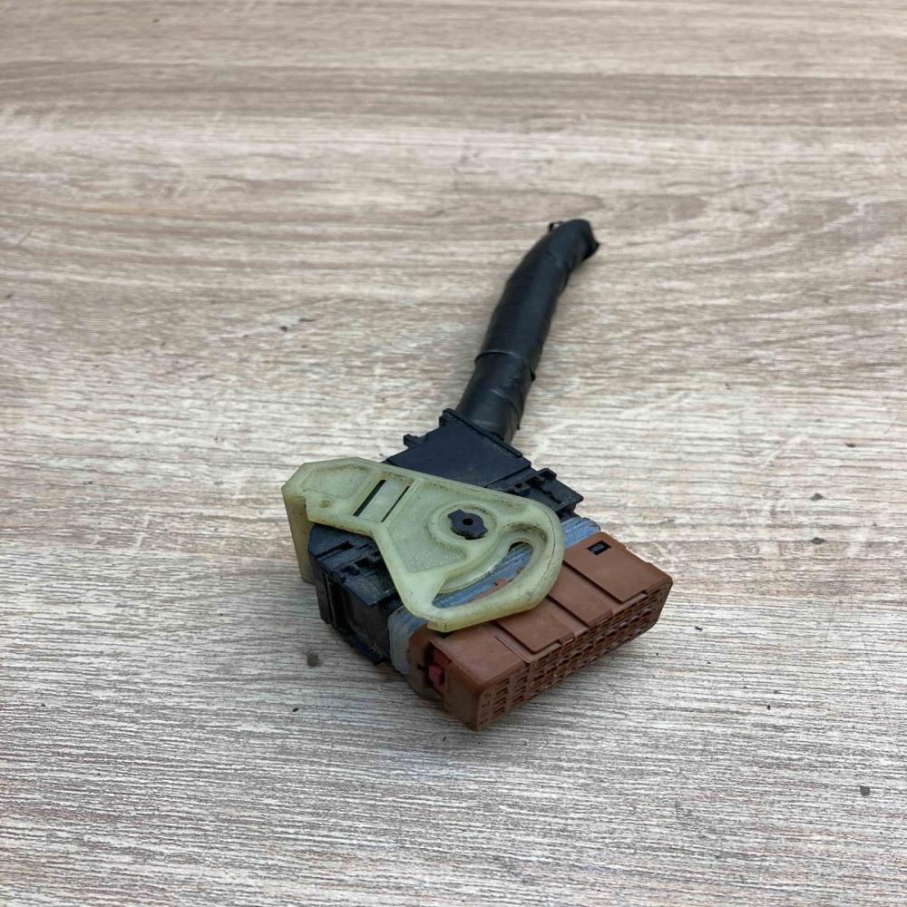 1670067 8 1670067 1  Plug wire Citroen C5