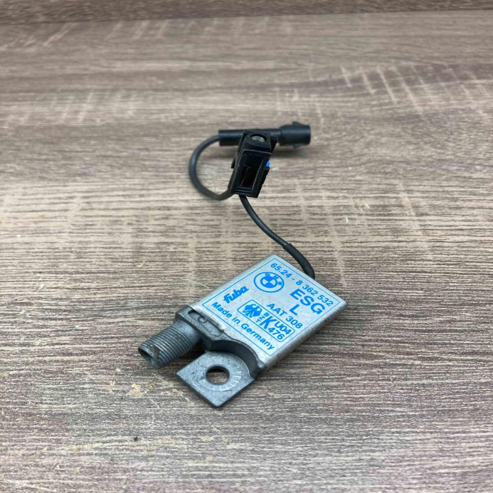 8362532   Antenna control unit BMW 5 E39