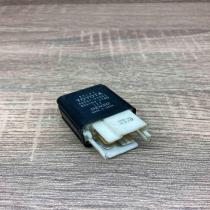 90987 04002 056700 6780  Other relay Toyota Avensis Verso