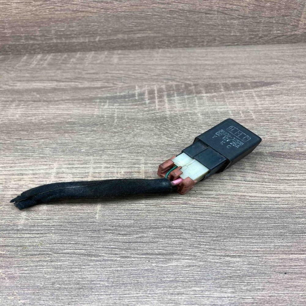 95230 37500 DC 12V 25A  Other relay Hyundai Terracan