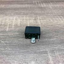 90195732 895245  Other relay Opel Astra H