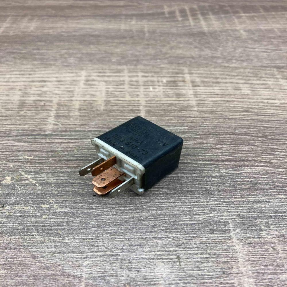 4RA003510 73 9130269  Other relay Volkswagen PASSAT B4