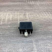 1388364 V23134 N59 X109  Other relay BMW 5 E34