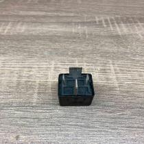 V23134 J52 X346 9441158  Other relay Volvo S80