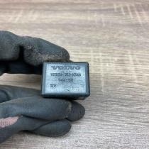 V23134 J52 X346 9441158  Other relay Volvo S80