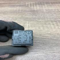 13132367 692 30 12V Other relay Opel Meriva A