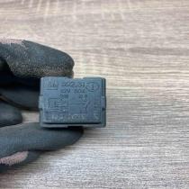 13245094 692 31 12V Other relay Opel Insignia A