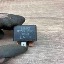 95225 17000 DECO  Other relay KIA Sorento