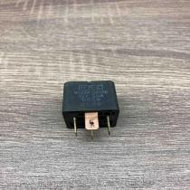 95224 38050 12V 30A Used Other relay Hyundai Santa Fe