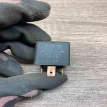 95224 38050 12V 30A Used Other relay Hyundai Santa Fe